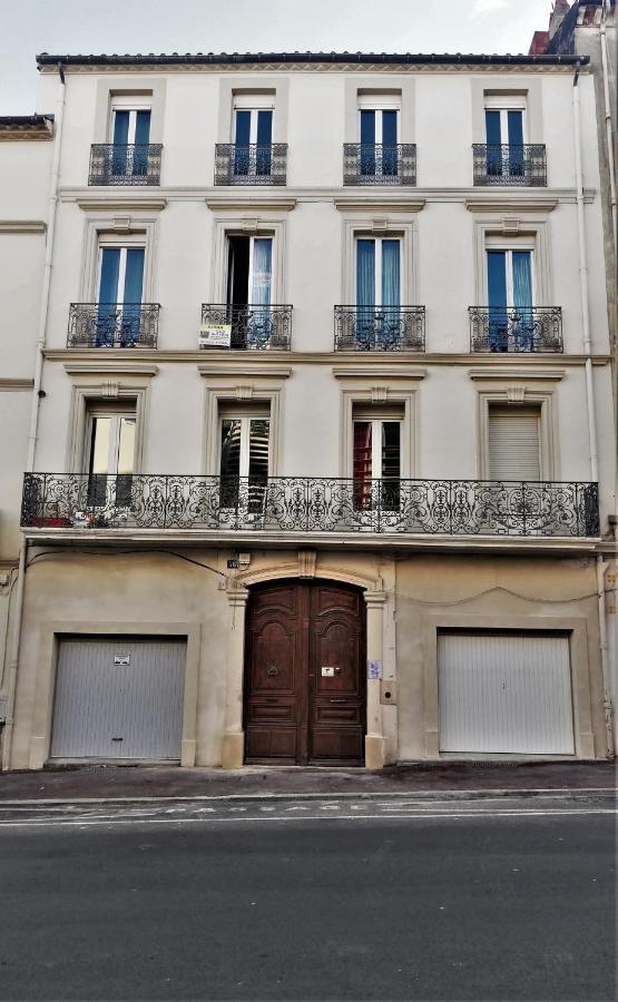 Le Patio: Charming 3-Star Residence in Beziers City Center Exterior photo